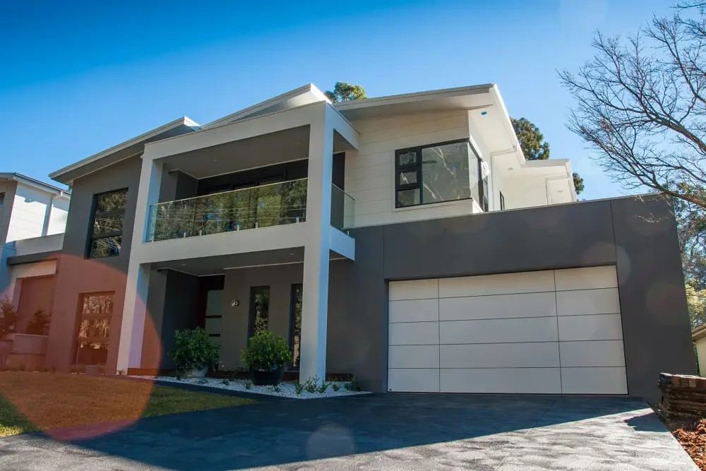 reliable-designer-garage-doors Modern custom-built garage door for Brisbane and Gold Coast homes